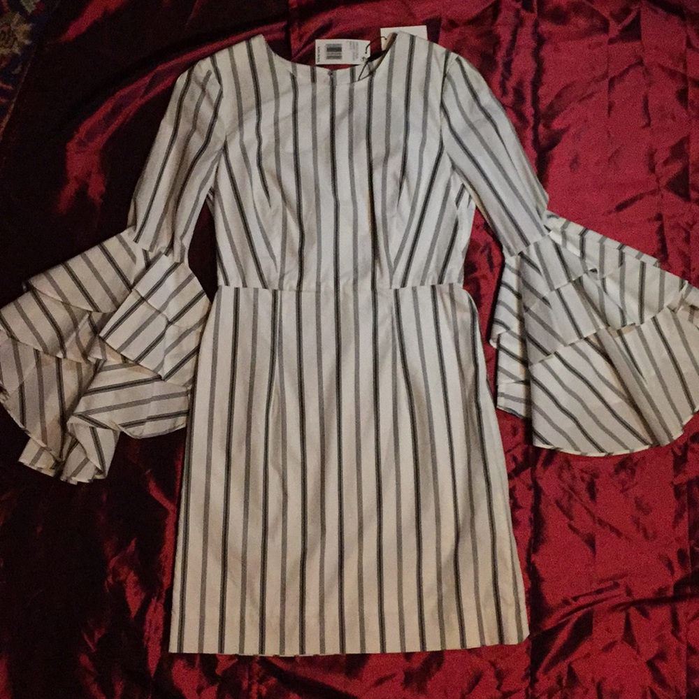 Women dress